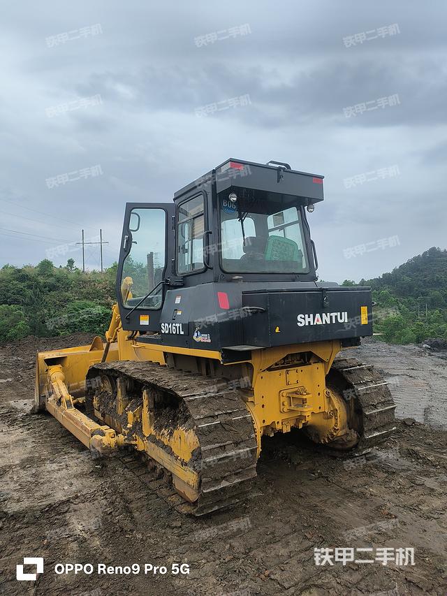 整機(jī)右后45°（設(shè)備外觀及核心部件）