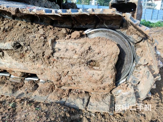 右側行走馬達蓋板（行走機構）