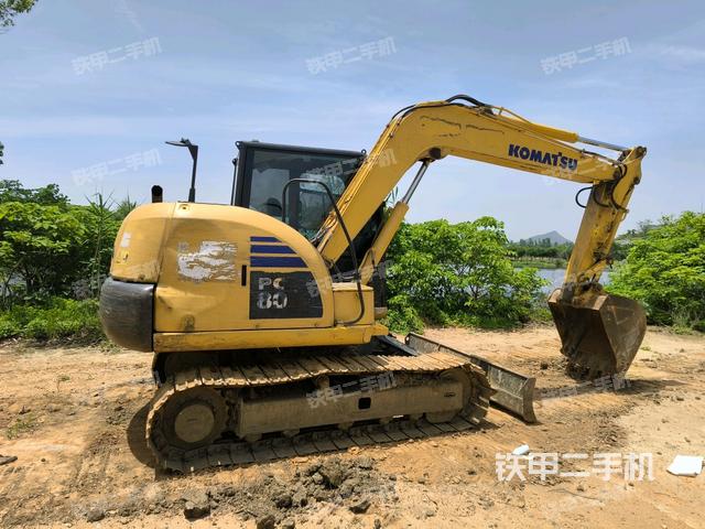右后45(整機(jī)外觀) 右后45(整機(jī)外觀)