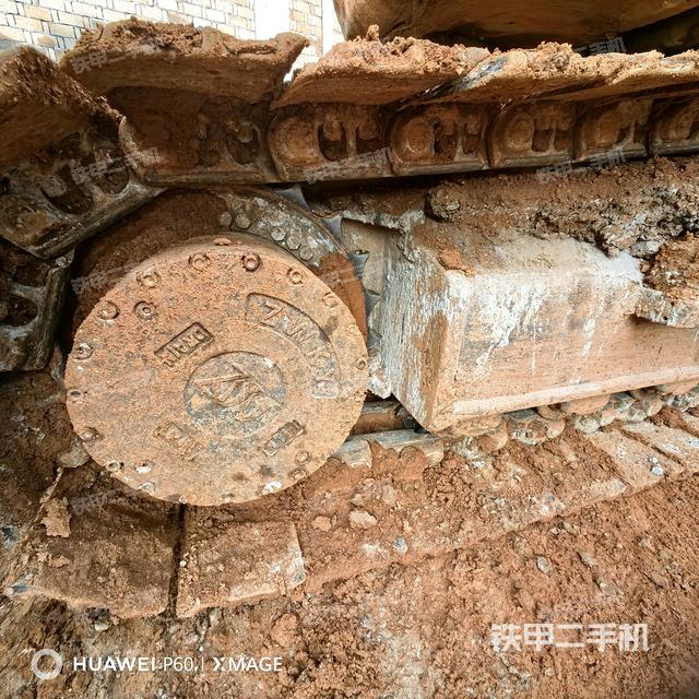 左側(cè)行走馬達蓋板(行走機構) 左側(cè)行走馬達蓋板(行走機構)