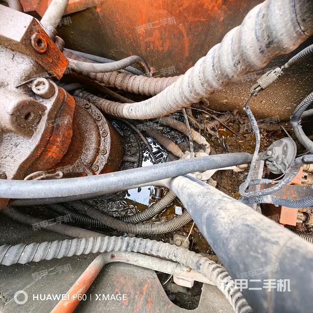 中央回轉(zhuǎn)接頭特寫(上車部件) 中央回轉(zhuǎn)接頭特寫(上車部件)