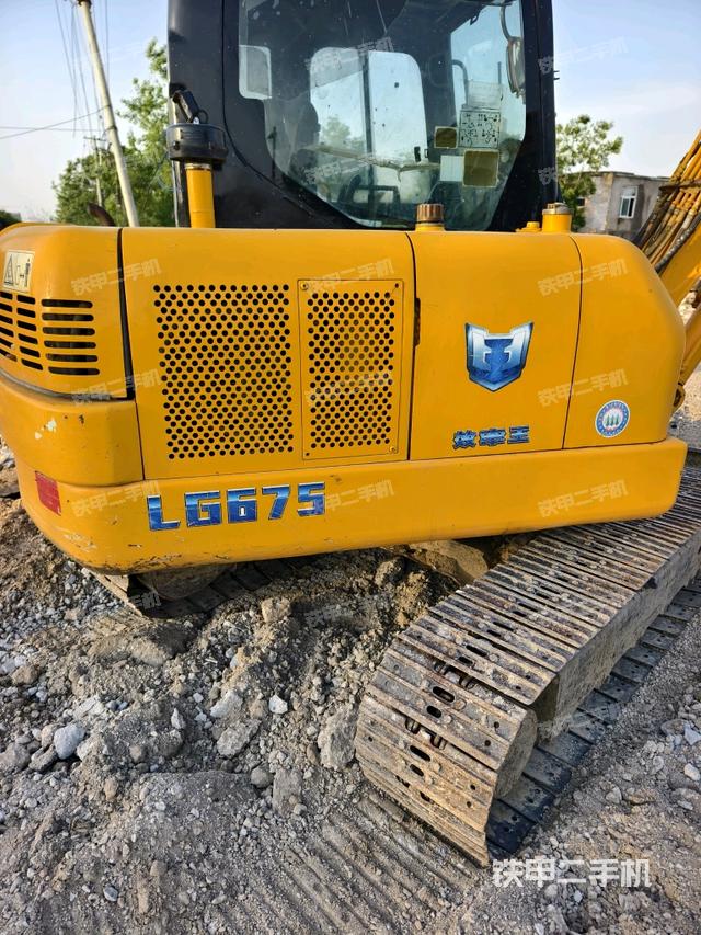 右后45(整機外觀) 右后45(整機外觀)