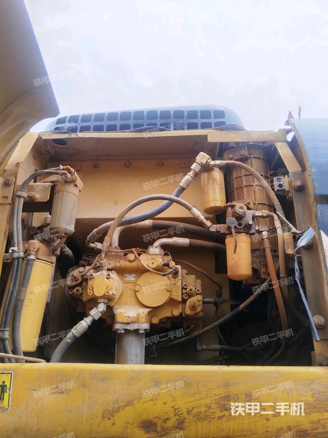 液壓泵室（大件艙室）