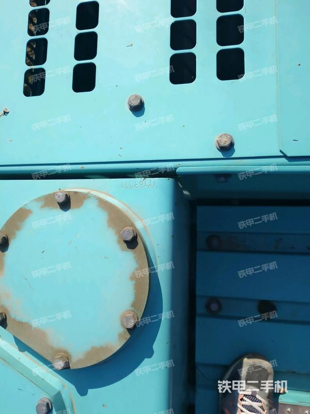 大臂背部俯視（工作和回轉(zhuǎn)裝置）