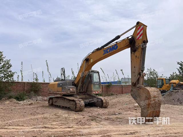 徐工XE200D挖掘機