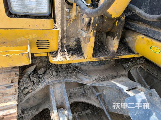 大臂根部?斜(工作和回轉(zhuǎn)裝置) 大臂根部?斜(工作和回轉(zhuǎn)裝置)
