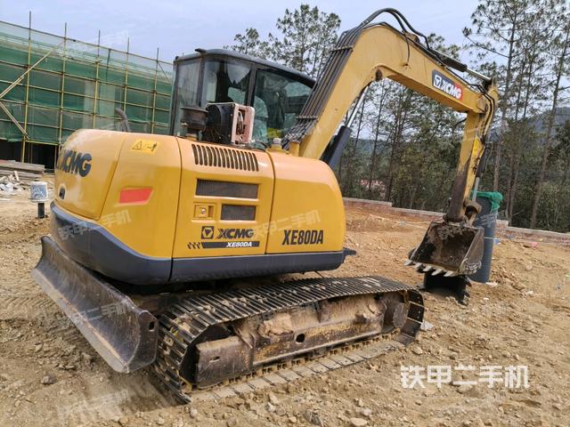 整機(jī)右后45°(整機(jī)外觀) 整機(jī)右后45°(整機(jī)外觀)