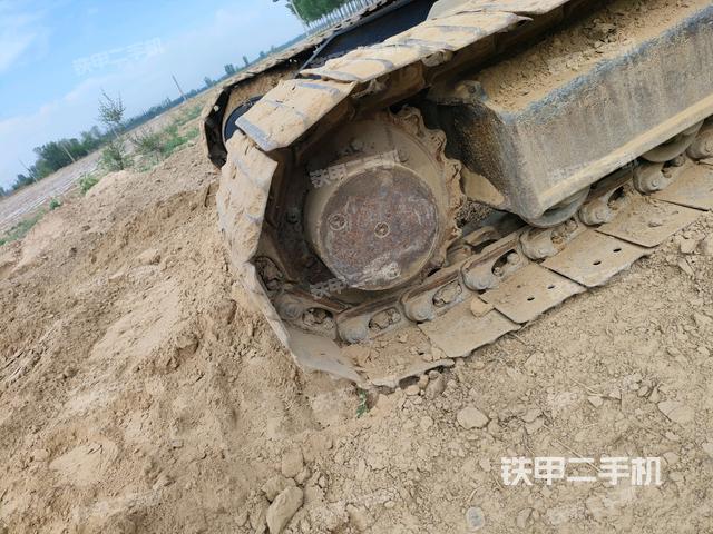 右驅(qū)動(dòng)輪（行走機(jī)構(gòu)）