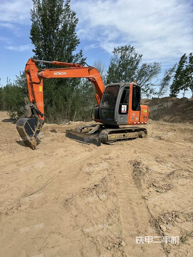 駕駛室整體（整機(jī)外觀）