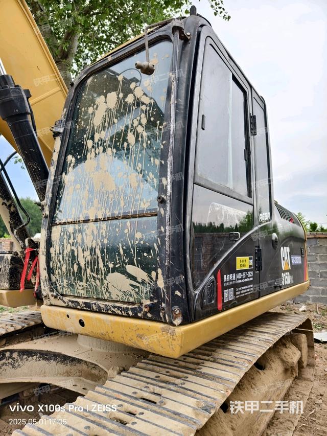 駕駛室整體(整機外觀) 駕駛室整體(整機外觀)