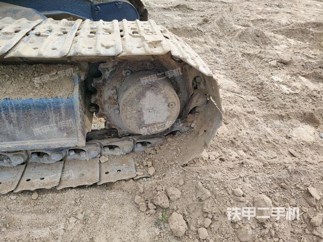 左驅(qū)動(dòng)輪（行走機(jī)構(gòu)）