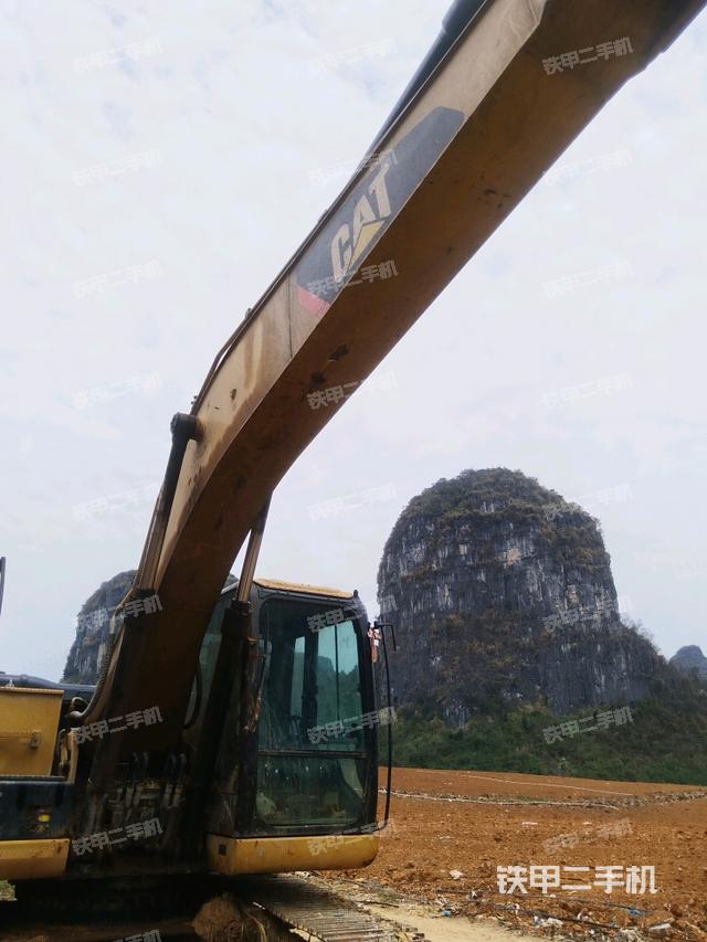 大臂整體?右側(cè)（工作和回轉(zhuǎn)裝置）