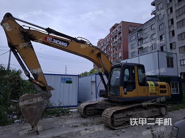 徐工XE215D挖掘機(jī)