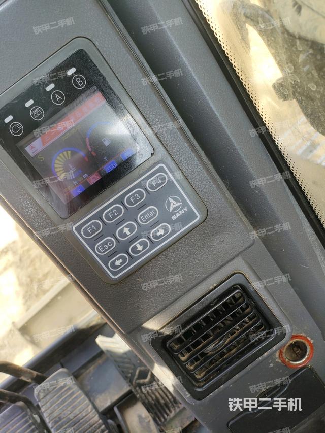 顯示屏?（駕駛室部分）