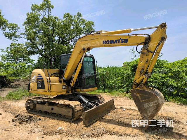 右前45(整機(jī)外觀) 右前45(整機(jī)外觀)