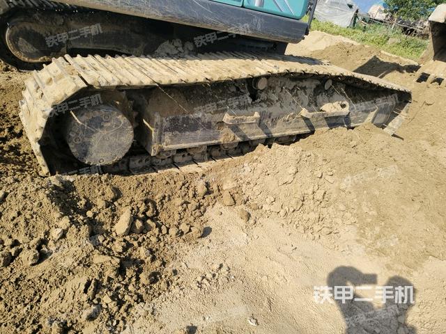 左側(cè)行走馬達蓋板（行走機構(gòu)）