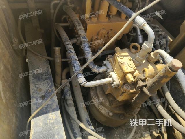 回轉(zhuǎn)馬達(dá)（上車部件）