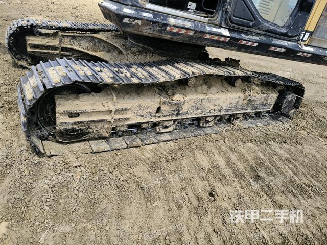 右側(cè)履帶整體（行走機(jī)構(gòu)）