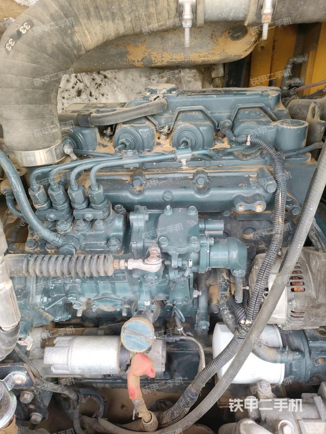 發(fā)動(dòng)機(jī)整體俯視（整機(jī)外觀）