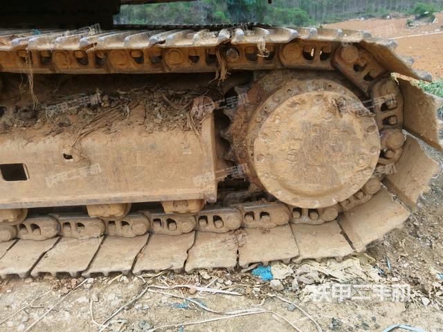 左驅(qū)動(dòng)輪（行走機(jī)構(gòu)）