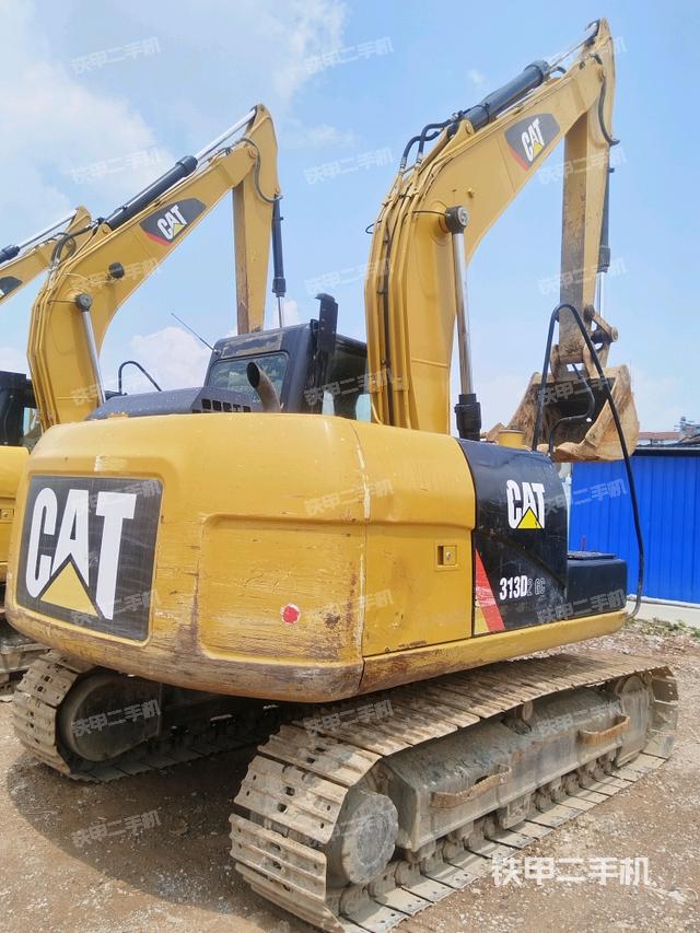 右后45(整機(jī)外觀) 右后45(整機(jī)外觀)