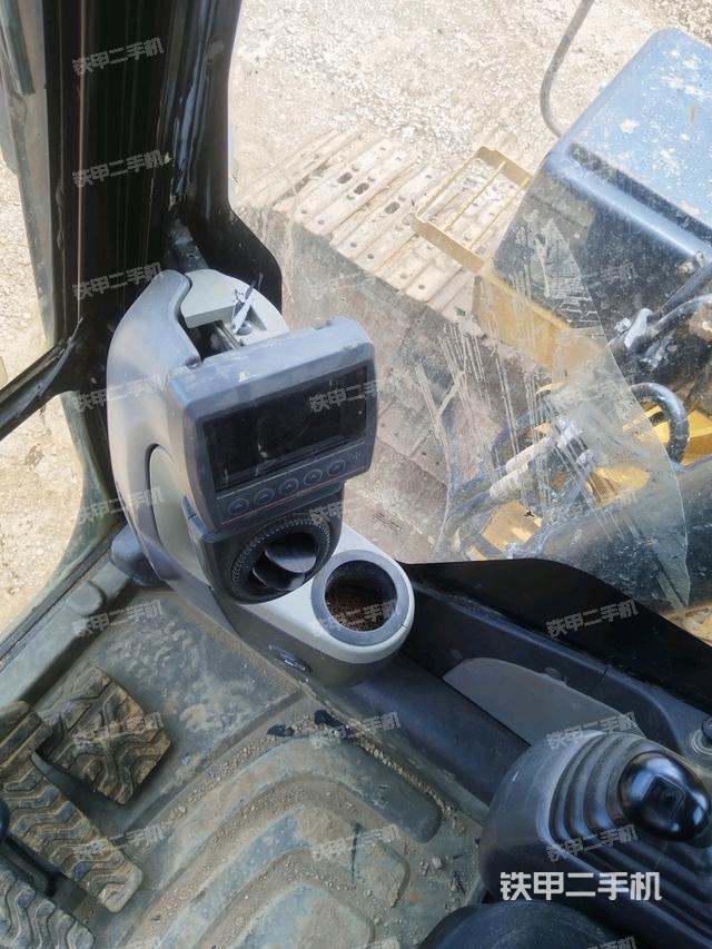 顯示屏?(駕駛室部分) 顯示屏?(駕駛室部分)