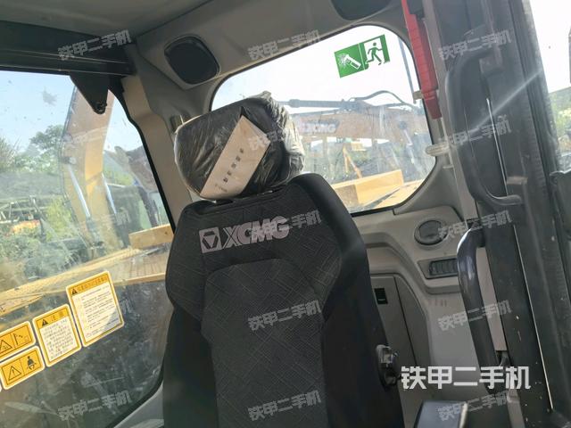 座椅后部(駕駛室部分) 座椅后部(駕駛室部分)