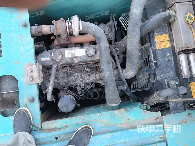 发动机整体俯视（整机外观）