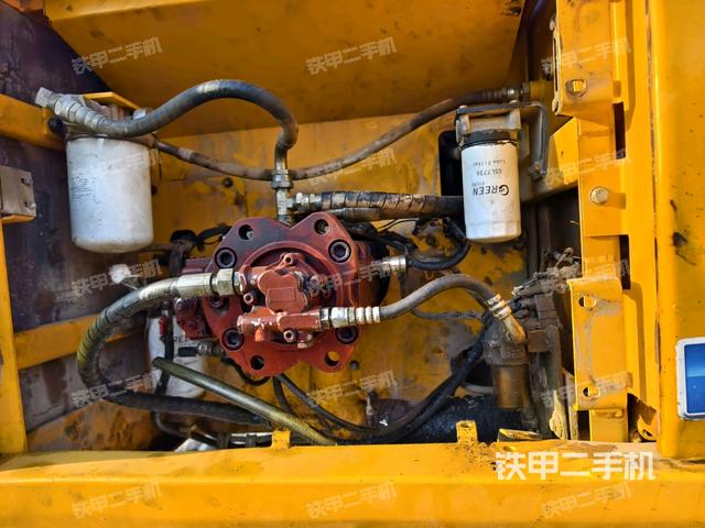 液压泵斜45 右(大件舱室) 液压泵斜45 右(大件舱室)