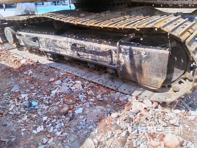 單側履帶整體（整機外觀）