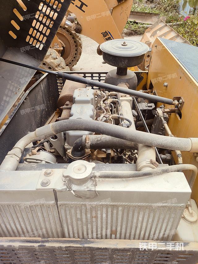 發(fā)動(dòng)機(jī)（設(shè)備外觀及核心部件）