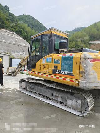 山推SE135-9W挖掘机实拍图片
