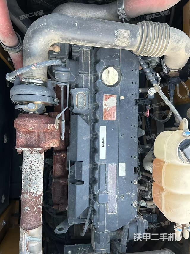 发动机整体俯视（整机外观）