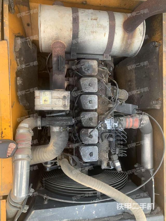 發(fā)動(dòng)機(jī)整體俯視(整機(jī)外觀) 發(fā)動(dòng)機(jī)整體俯視(整機(jī)外觀)