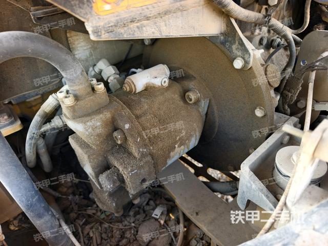 液壓泵室（大件艙室）