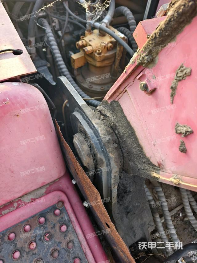 大臂根部?斜視（工作和回轉(zhuǎn)裝置）