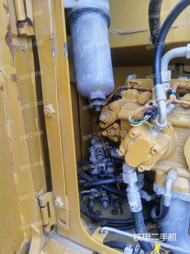 散熱器室(大件艙室) 散熱器室(大件艙室)