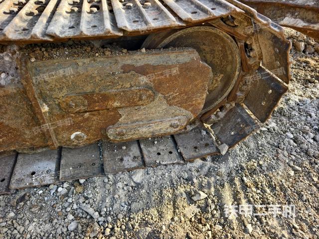 左導(dǎo)向輪（行走機(jī)構(gòu)）