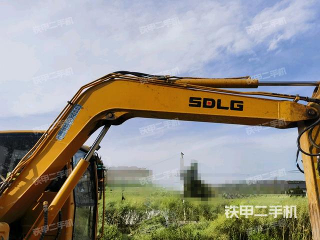 大臂整體?右側(cè)（工作和回轉(zhuǎn)裝置）