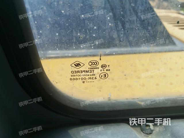 后窗玻璃角標(biāo)(駕駛室部分) 后窗玻璃角標(biāo)(駕駛室部分)