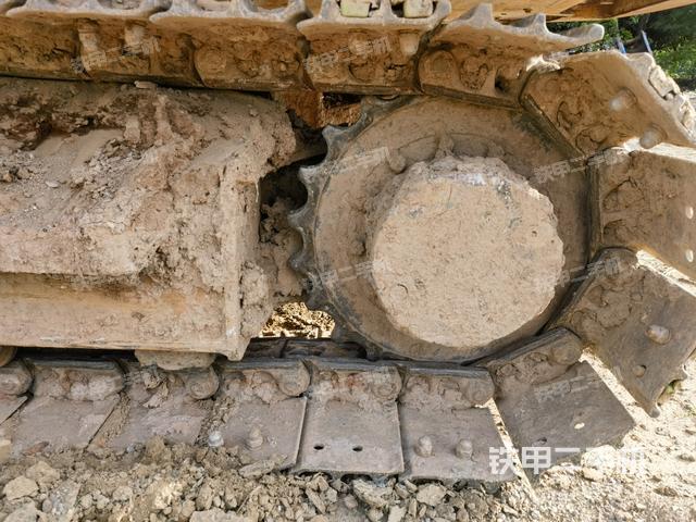 左驅(qū)動(dòng)輪（行走機(jī)構(gòu)）