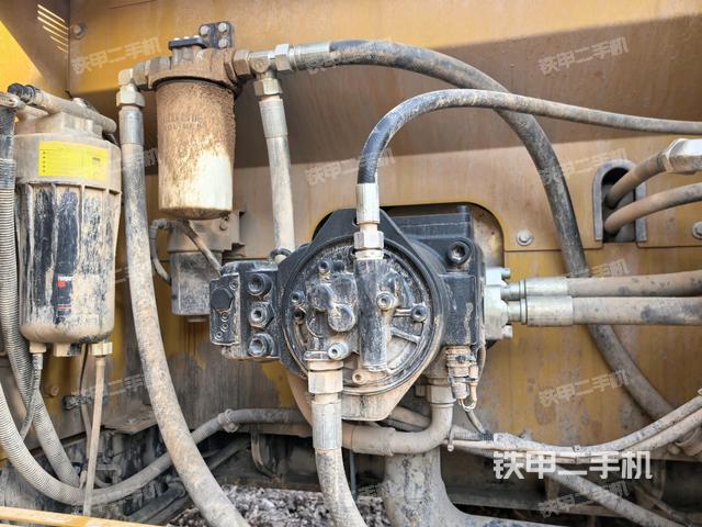 液壓泵斜45?左（大件艙室）