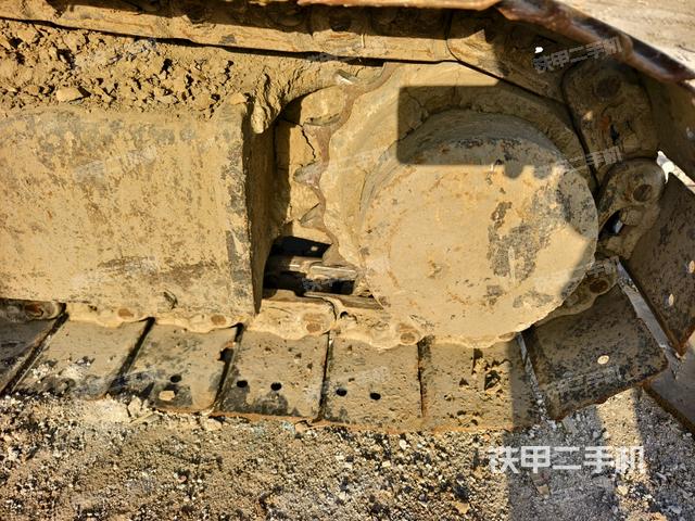 右導(dǎo)向輪（行走機(jī)構(gòu)）