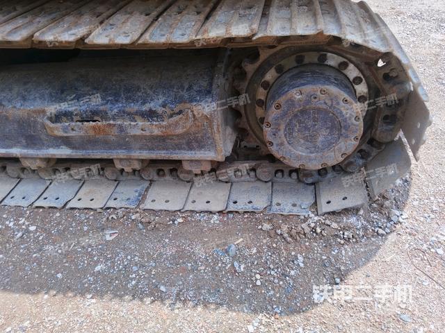 左驅(qū)動(dòng)輪(行走機(jī)構(gòu)) 左驅(qū)動(dòng)輪(行走機(jī)構(gòu))