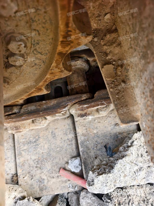 右側(cè)履帶整體（行走機(jī)構(gòu)）