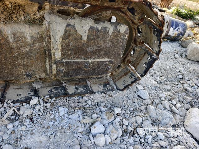 左導(dǎo)向輪（行走機(jī)構(gòu)）