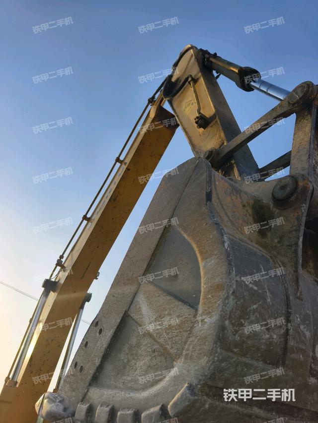 大臂整體?右側(cè)（工作和回轉(zhuǎn)裝置）