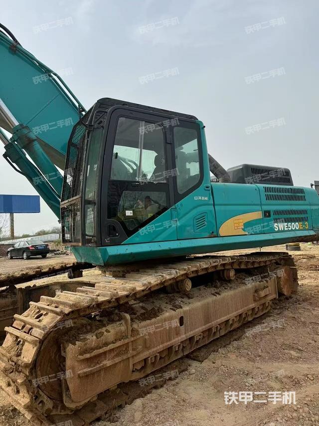 驾驶室整体(整机外观) 驾驶室整体(整机外观)