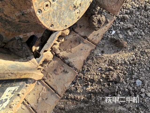 左側(cè)履帶整體?(行走機構(gòu)) 左側(cè)履帶整體?(行走機構(gòu))