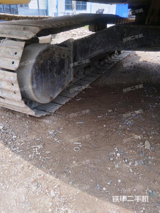 右側(cè)行走馬達(dá)蓋板(行走機(jī)構(gòu)) 右側(cè)行走馬達(dá)蓋板(行走機(jī)構(gòu))